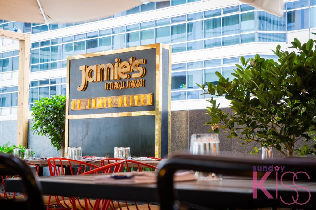 wm220_Jamie’s Italian Harbour City restaurant terrace sign